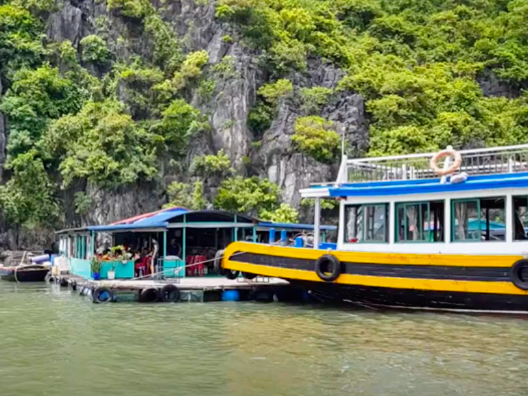Lan Ha Bay Family Cruise