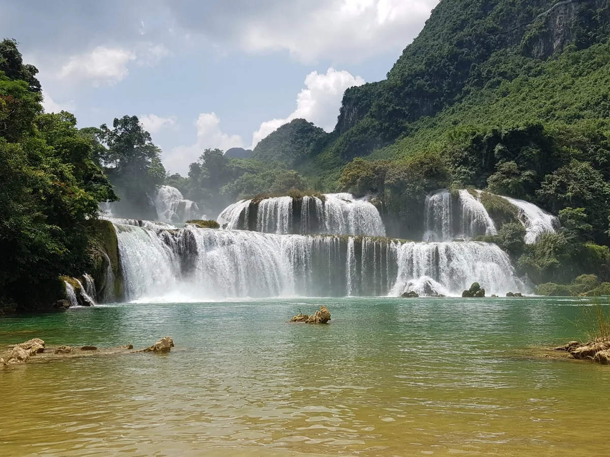 Cao Bang to Ban Gioc