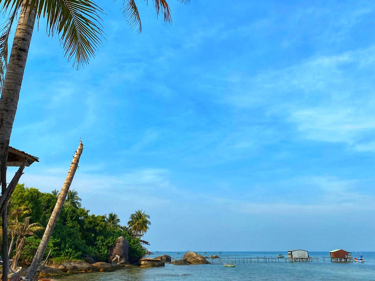 Rory's Beach Bar - Phu Quoc - World Travel Ambitions