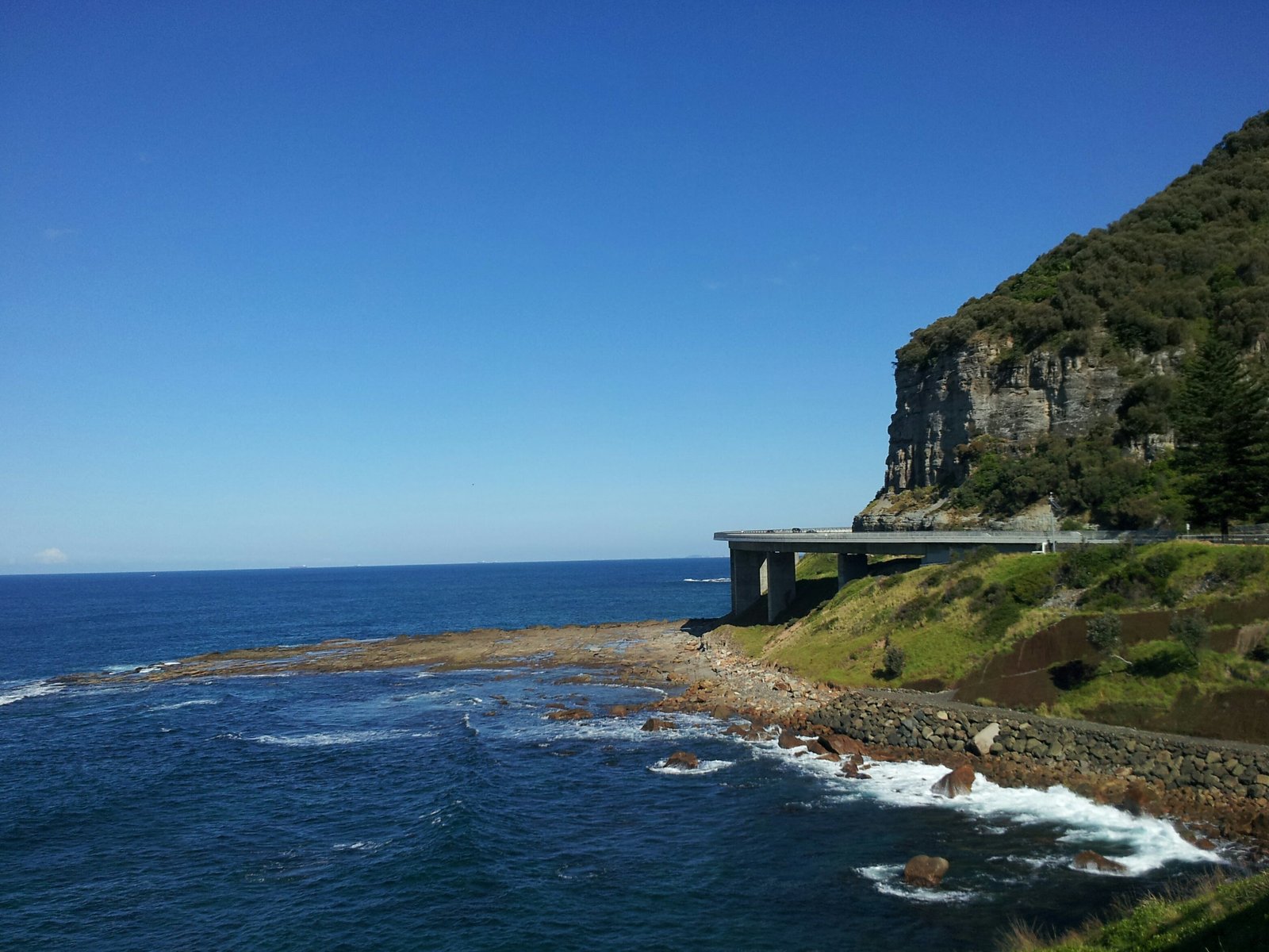 Walking path along Sea Cliff Bridge, Coalcliff, NSW