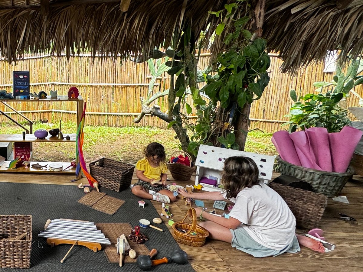 Worldschooling - Children learning while traveling the world